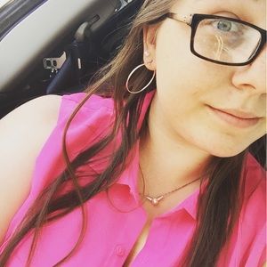 Meet your Posher, Carly jo